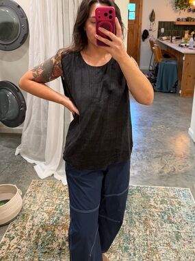 Black Sleeveless Women's 2 piece linen set - Classic Minimal Tank & Button Up